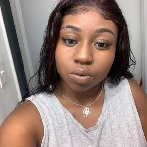 Meet your Posher, Rae